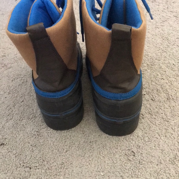 Boots 🥾 - Picture 4 of 7